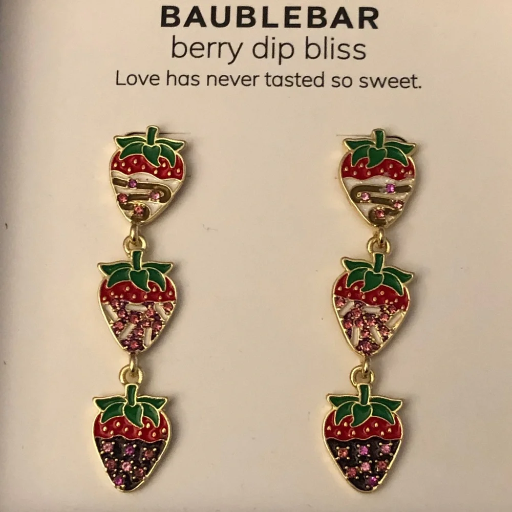 BaubleBar Berry Dip Bliss Triple Drop Strawberry Earrings Crystal Accents NIB - Picture 5 of 12